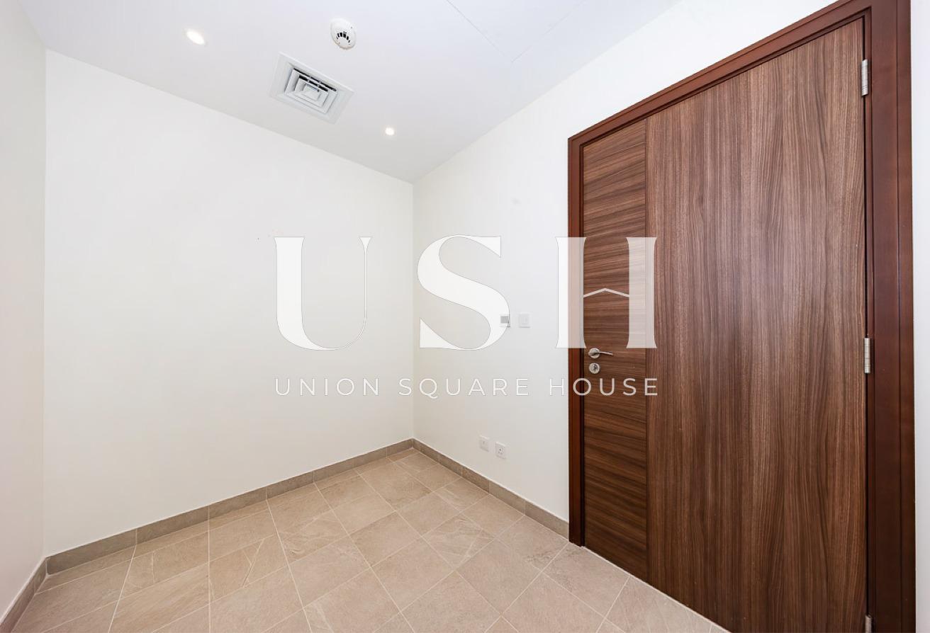 3BR | Luxury Living | Spacious & Bright photo 24