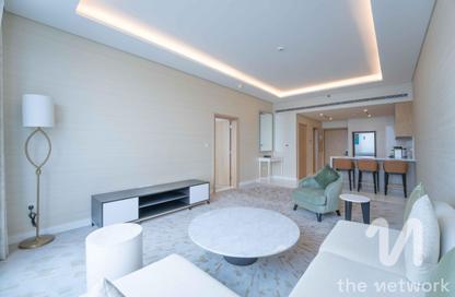 Apartment - 1 Bedroom - 1 Bathroom for rent in The Palm Tower - Palm Jumeirah - Dubai