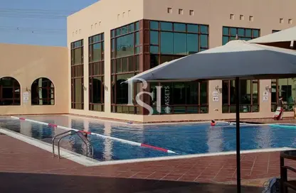 فيلا - 4 غرف نوم - 5 حمامات للايجار في قرية ساس النخيل - ساس النخيل - أبوظبي