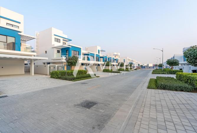 74240473 - Property Image 2