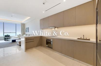 Apartment - 1 Bedroom - 2 Bathrooms for rent in The Palm Tower - Palm Jumeirah - Dubai