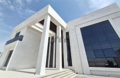 Villa - 5 Bedrooms - 6 Bathrooms for rent in Madinat Al Riyad - Abu Dhabi