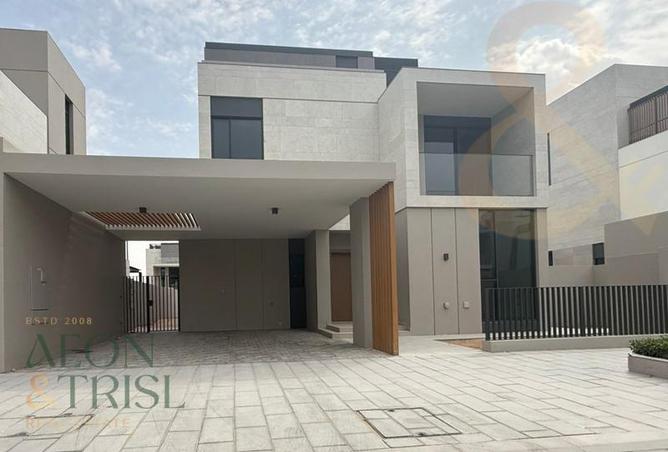 83225189 - Property Image 2