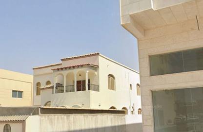 عمارة بالكامل - 8 غرف نوم - 8 حمامات للبيع في 2 المويهات - المويهات - عجمان