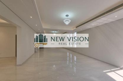 Villa - 4 - 6 for rent in Al Hooshi Villas - Hoshi - Al Badie - Sharjah