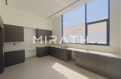 Villa - 5 Bedrooms - 6 Bathrooms for rent in Al Quoz 1 Villas - Al Quoz 1 - Al Quoz - Dubai