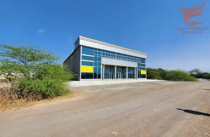 Factory - Studio - 5 Bathrooms for rent in Al Felyyah - Ras Al Khaimah
