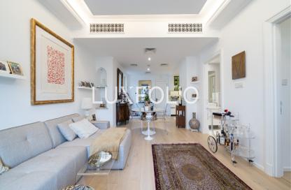Apartment - 2 Bedrooms - 3 Bathrooms for sale in Yansoon 6 - Yansoon - Old Town - Downtown Dubai - Dubai
