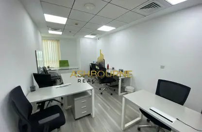 مركز أعمال - استوديو - 1 حمام للايجار في برج لطيفة - شارع الشيخ زايد - دبي