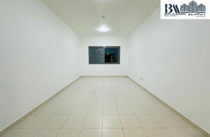 Apartment - Studio - 1 Bathroom for rent in Bayt Al Rigga 01 - Al Rigga - Deira - Dubai