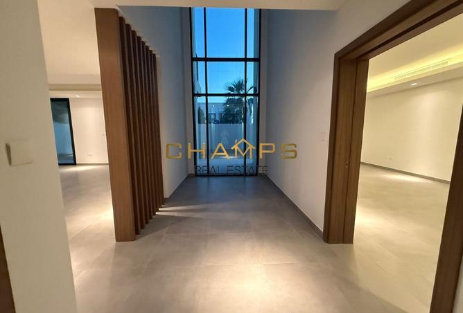 98279122 - Property Image 3