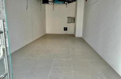 Shop - Studio for rent in Al Mahatta Building - Al Mahatta - Al Qasimia - Sharjah
