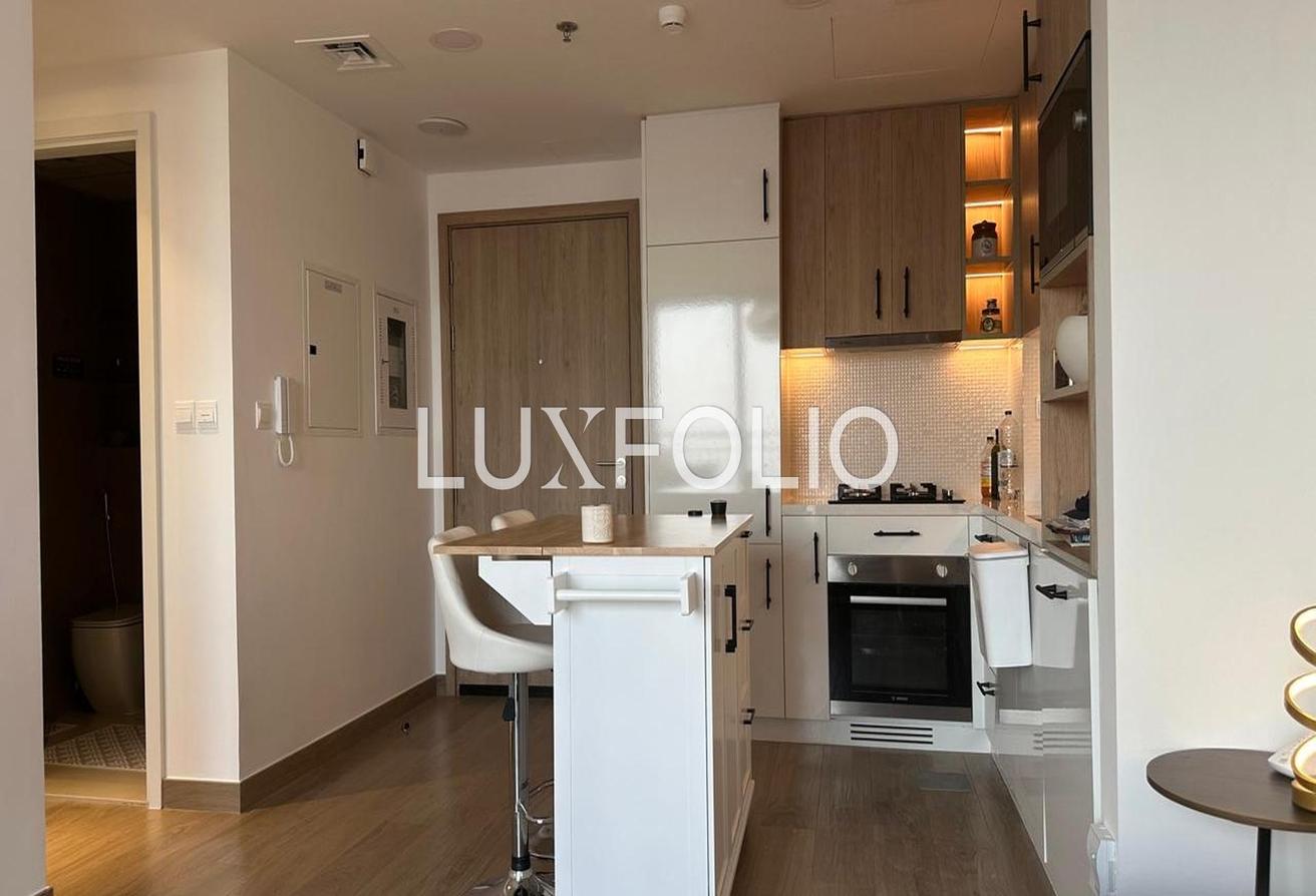 Furnished | High Floor | Sunset View photo 9