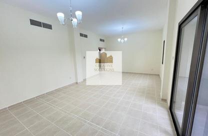 Apartment - 2 Bedrooms - 2 Bathrooms for rent in The Gardens Building 38 - The Gardens Buildings - The Gardens - Dubai