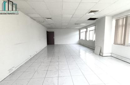 Office Space - Studio - 1 for rent in Obaid Bin Khalifa Humaidan - Al Khabaisi - Deira - Dubai