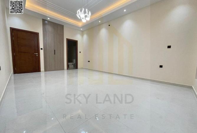 90058022 - Property Image 3