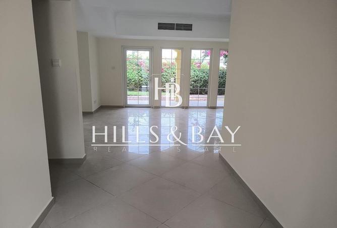 77386715 - Property Image 3