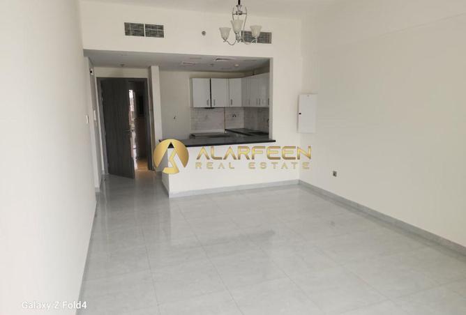 Ready to Move In | Well-Maintained Apartment