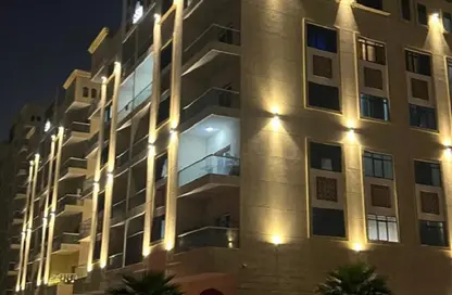 شقة - 2 غرف نوم - 3 حمامات للايجار في قرية الاميرة - الياسمين - عجمان