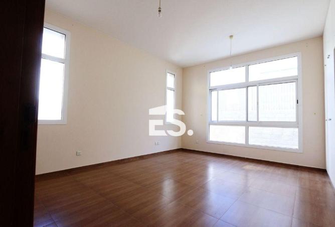 54384813 - صورة العقار 3