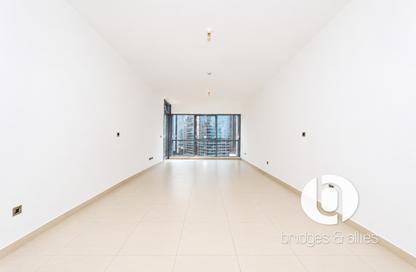 Apartment - 2 Bedrooms - 3 Bathrooms for rent in Bahwan Tower Downtown - Downtown Dubai - Dubai