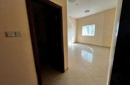 Apartment - 1 Bedroom - 2 Bathrooms for rent in New Al Taawun Road - Al Taawun - Sharjah