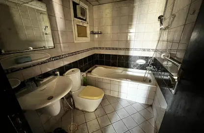 شقة - غرفة نوم - 2 حمامات للايجار في شارع التعاون الجديد - التعاون - الشارقة