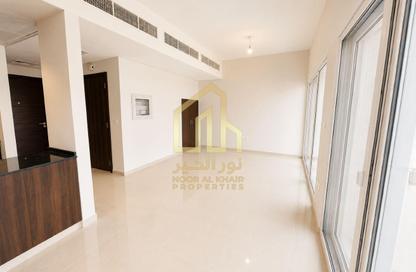 Townhouse - 3 Bedrooms - 3 Bathrooms for rent in Victoria - Damac Hills 2 - Dubai