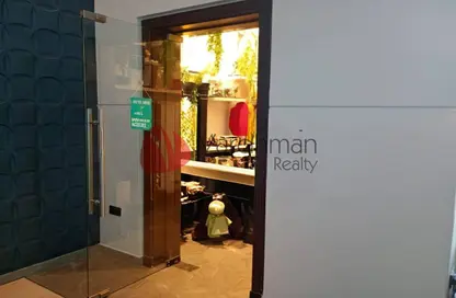 متجر - استوديو - 1 حمام للايجار في ميلينيوم سنترال داونتاون - الخليج التجاري - دبي