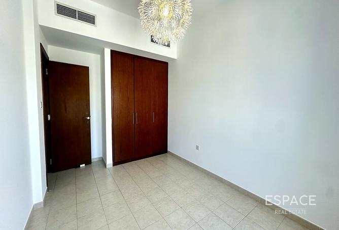 122461978 - Property Image 3