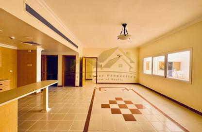 Apartment - 1 - 2 for rent in Al Raffa - Bur Dubai - Dubai Apartment - 1 - 2 for rent in Al Raffa - Bur Dubai - Dubai