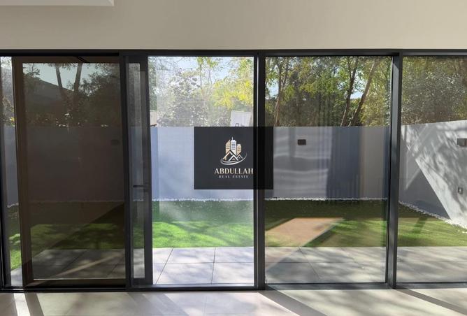 76994017 - Property Image 3