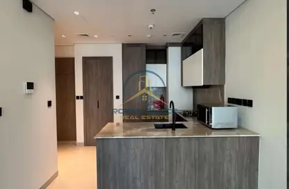 شقة - غرفة نوم - 2 حمامات للايجار في ويست فايف بيزنس باي ريزيدينس - الخليج التجاري - دبي