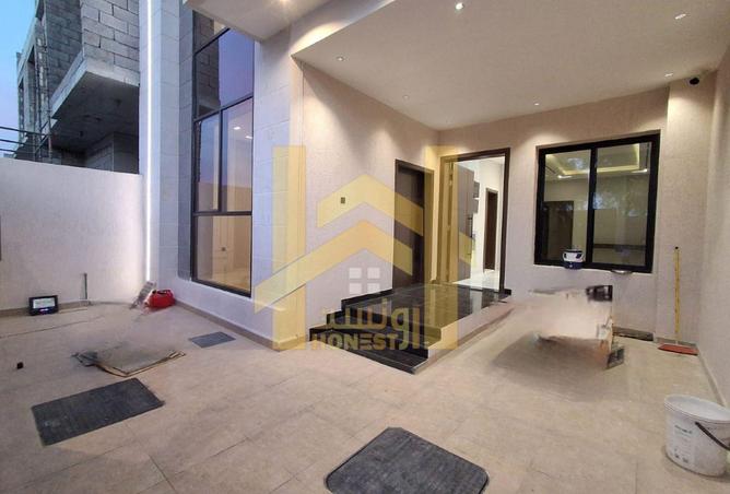 68690111 - Property Image 2