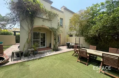Villa - 2 Bedrooms - 3 Bathrooms for rent in Springs 6 - The Springs - Dubai
