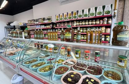 Retail - Studio - 1 for rent in New Al Taawun Road - Al Taawun - Sharjah