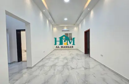 Apartment - 3 Bedrooms - 3 Bathrooms for rent in Madinat Al Riyad - Abu Dhabi