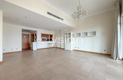 Apartment - 1 Bedroom - 2 Bathrooms for rent in Al Habool - Shoreline Apartments - Palm Jumeirah - Dubai