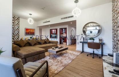 Apartment - 2 Bedrooms - 3 Bathrooms for sale in Rimal 6 - Rimal - Jumeirah Beach Residence - Dubai