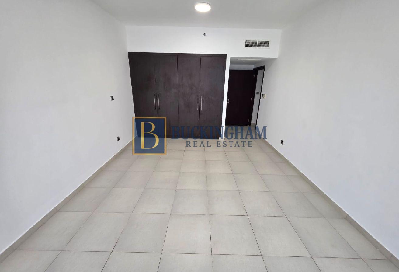 2BR Lake View | Vacant Now I Dubai Arch JLT photo 15