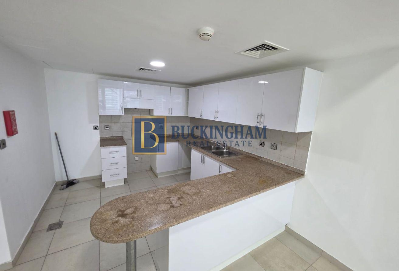 2BR Lake View | Vacant Now I Dubai Arch JLT photo 11