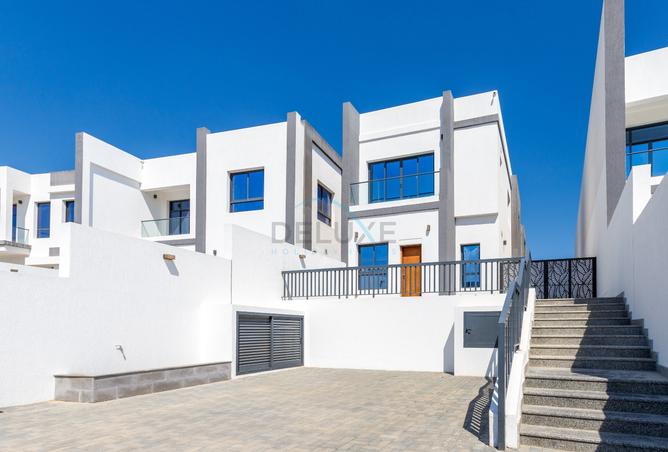 98254568 - Property Image 3