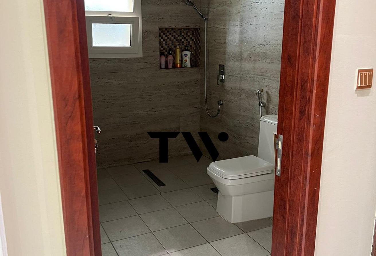 4BR + MAIDS | Independent Villa | VACANT photo 8