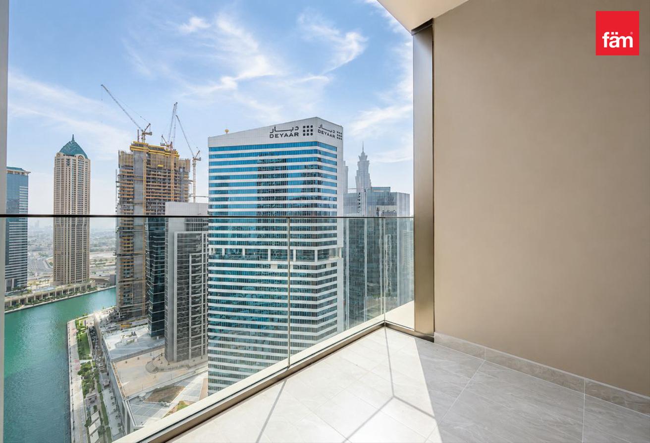 Upgraded | Very High Floor | Best Canal View photo 16