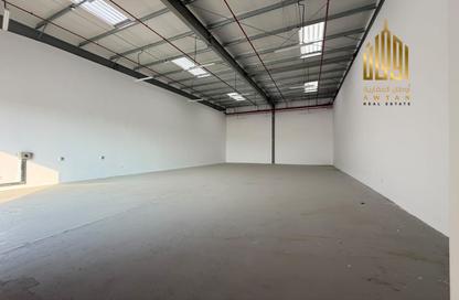 Warehouse - Studio for rent in Al Jlail - Al Sajaa - Sharjah
