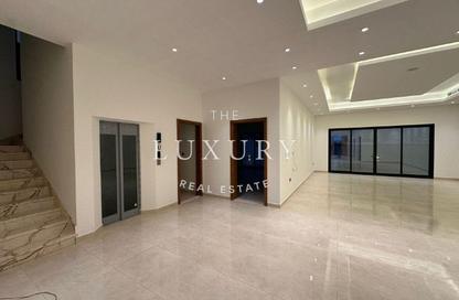 Villa - 5 Bedrooms - 7 Bathrooms for rent in Al Warsan 4 - Al Warsan - Dubai
