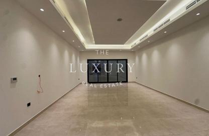 Villa - 5 Bedrooms - 7 Bathrooms for rent in Al Warsan 4 - Al Warsan - Dubai
