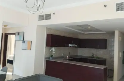 شقة - 2 غرف نوم - 2 حمامات للايجار في برج الواحة - مدينة دبي الرياضية - دبي