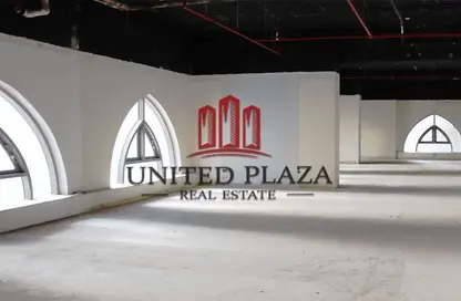 Office Space - Studio - 1 Bathroom for rent in Deena Building - Al Danah - Abu Dhabi