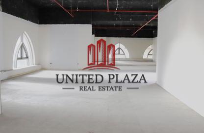 Office Space - Studio - 1 Bathroom for rent in Deena Building - Al Danah - Abu Dhabi